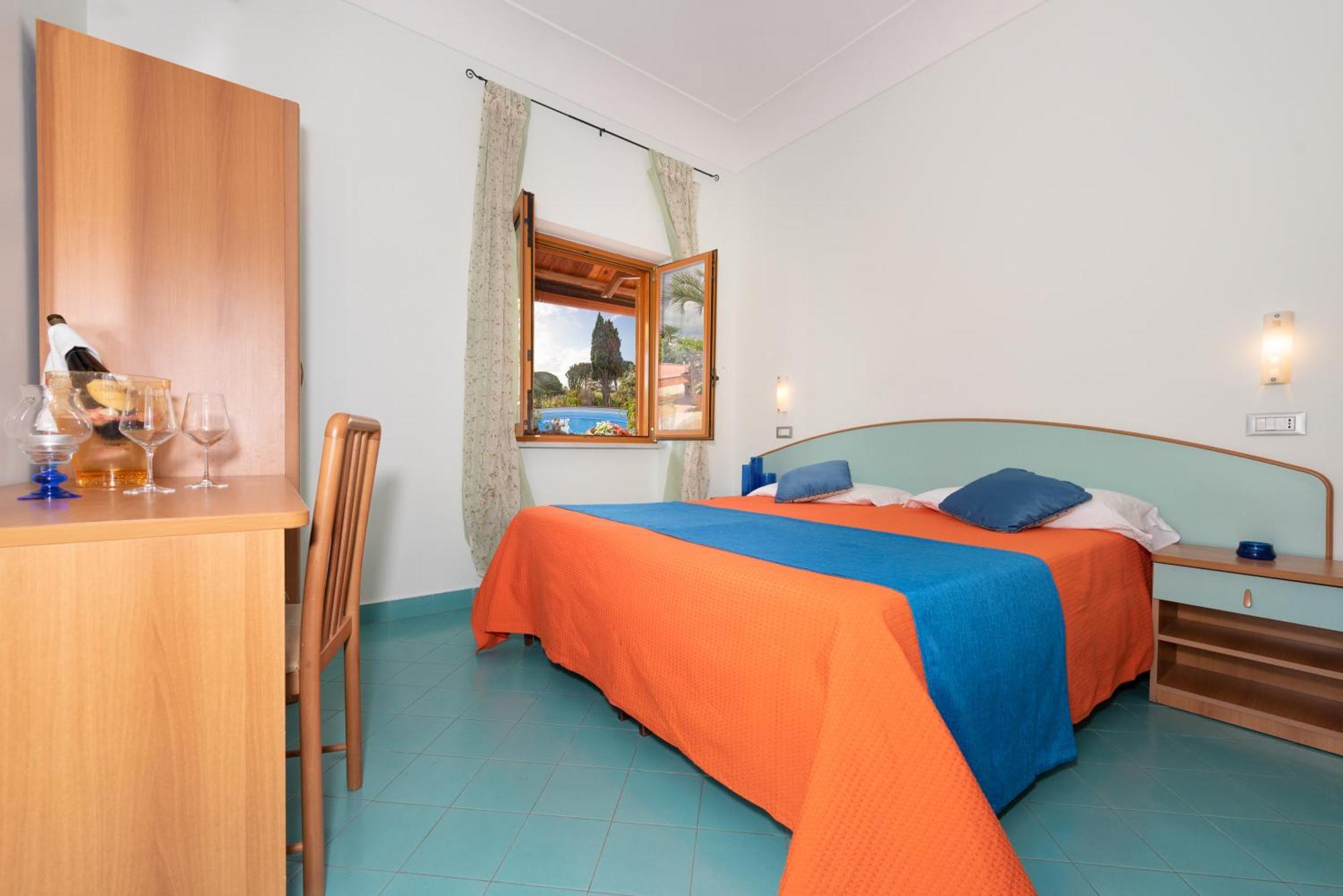 Hotel Villa Sirena Sant'Angelo  Dış mekan fotoğraf
