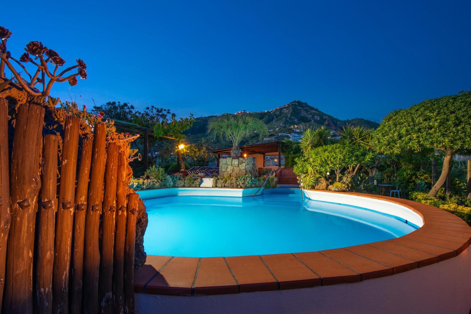 Hotel Villa Sirena Sant'Angelo  Dış mekan fotoğraf