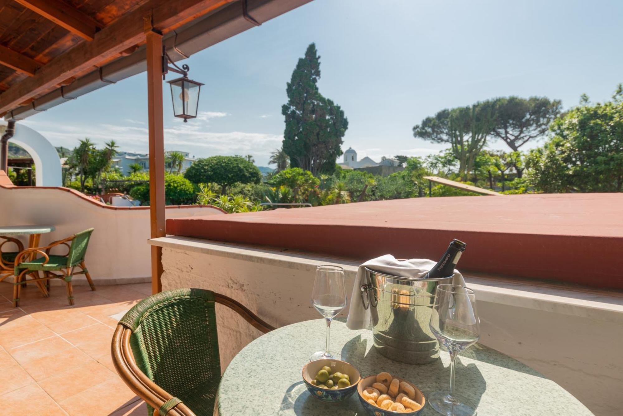 Hotel Villa Sirena Sant'Angelo  Dış mekan fotoğraf