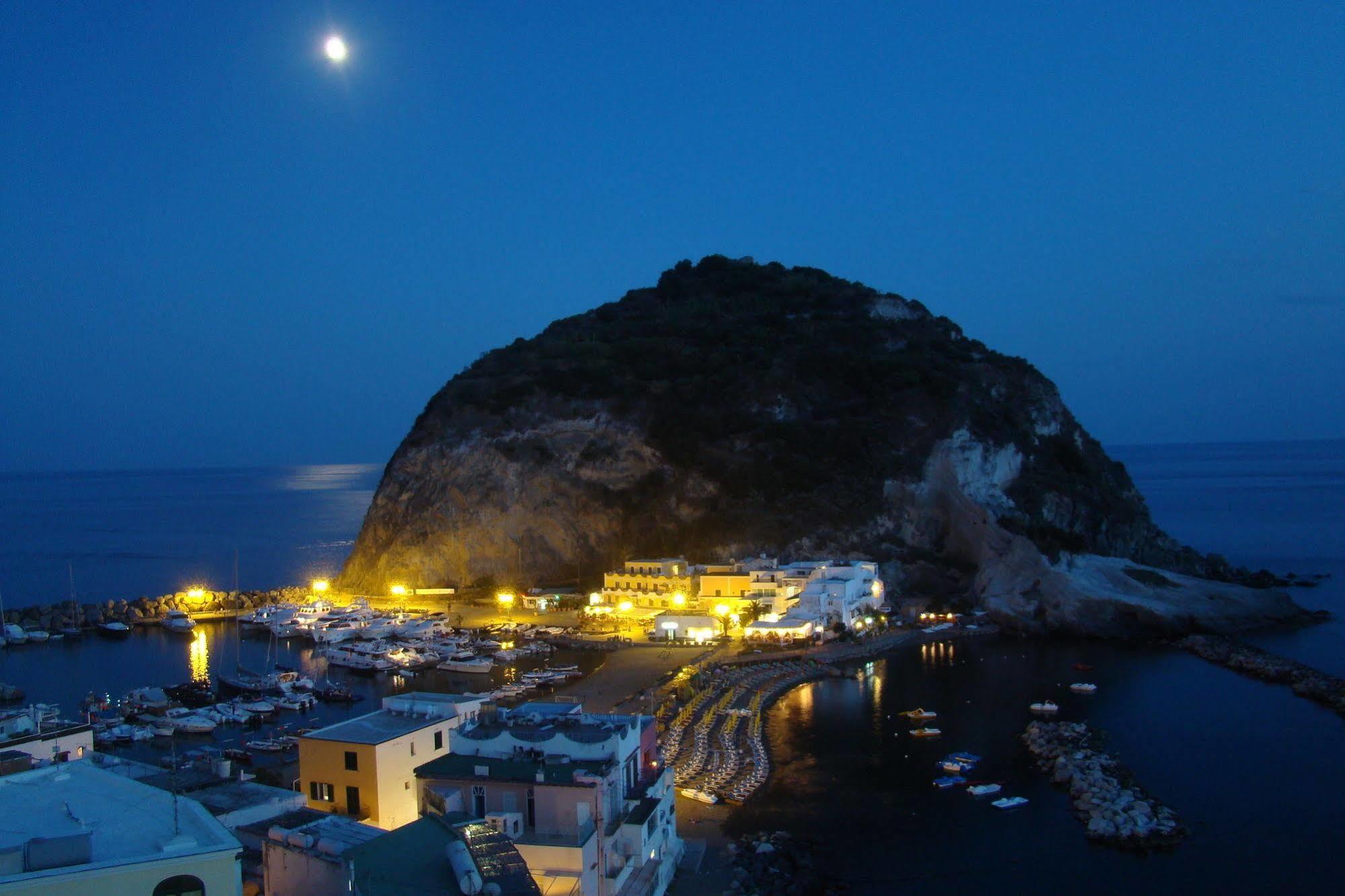 Hotel Villa Sirena Sant'Angelo  Dış mekan fotoğraf